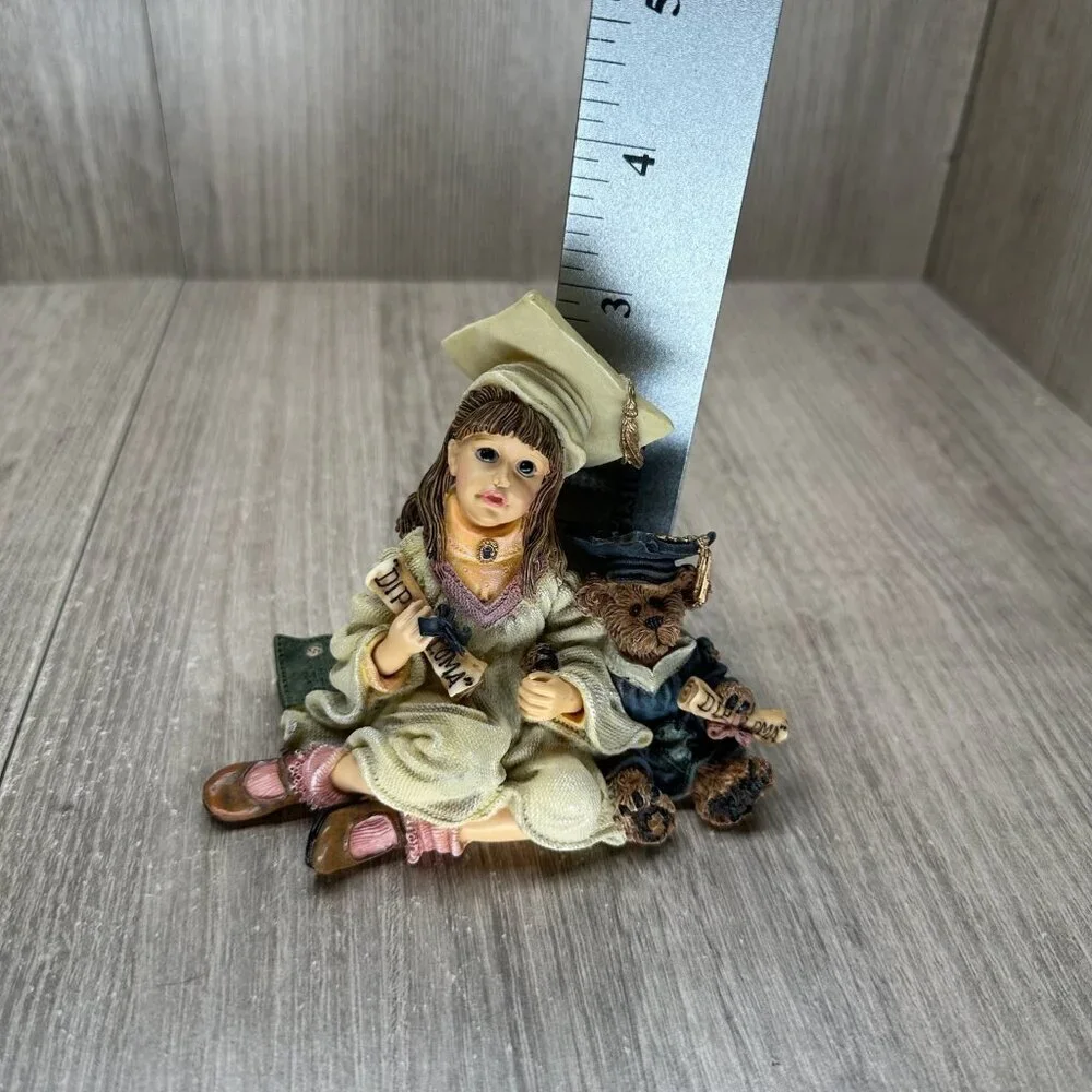 Yesterdays Child Dollstone Graduation Day #3550 Lisa w/ Plato Boyds Bears